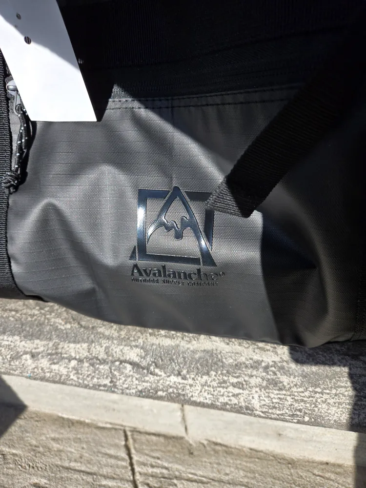 Duffel bags for sale READ image indicator(2)