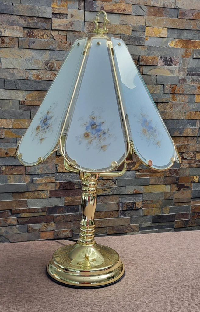 Floral Patterned Table Lamp