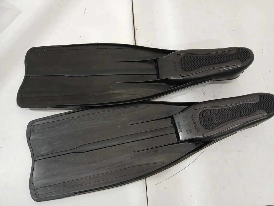 MEN'S Cressi PRO STAR Reactive Full Foot Pocket Scuba Diving Fin image indicator(6)