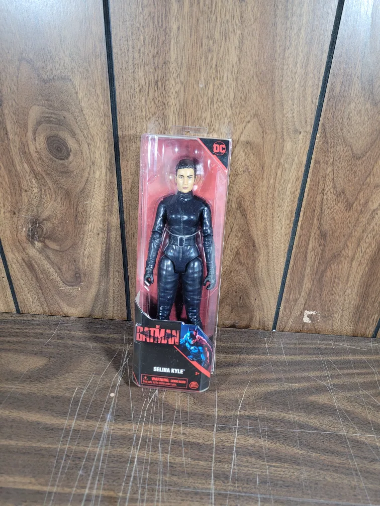 Batman Selina Kyle Action Figure thumbnail
