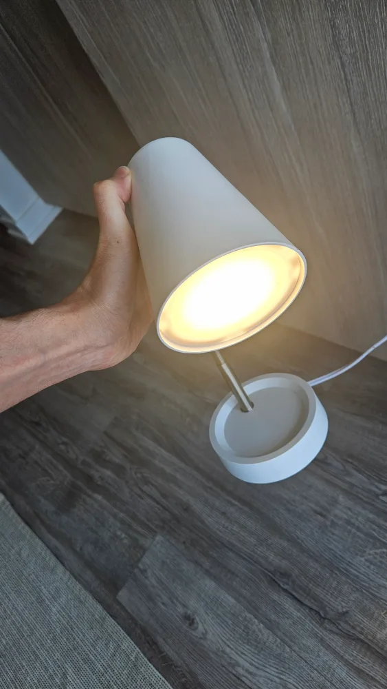 White Desk Lamp image indicator(3)