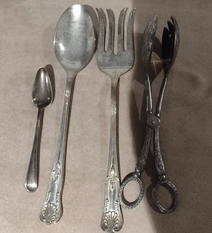 Vintage Silverware Set image indicator(2)