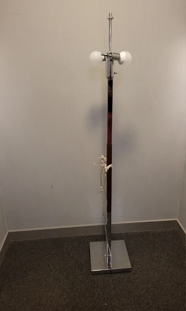 Vintage Floor Lamp image indicator(2)