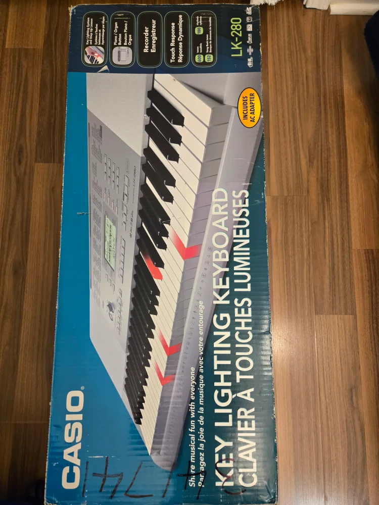 Casio LK-280  Electric Keyboard thumbnail