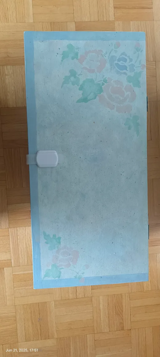 Hand-Painted Floral Storage wooden bench/chest image indicator(2)