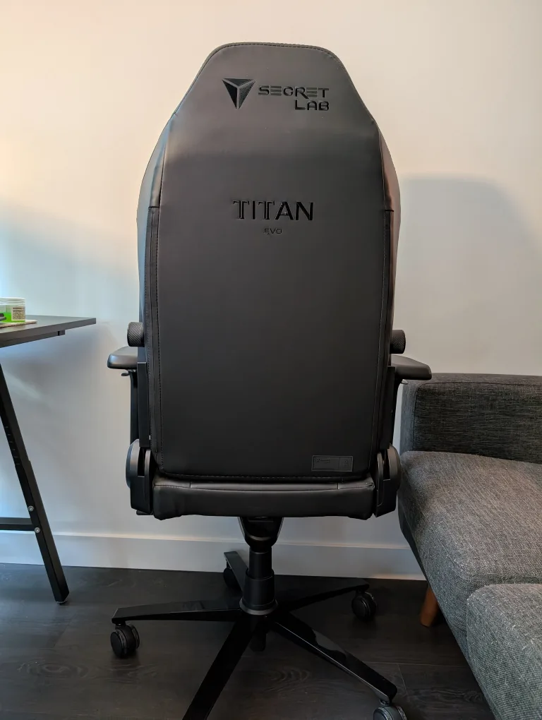 Secret Lab Titan EVO Gaming Chair - Small image indicator(2)