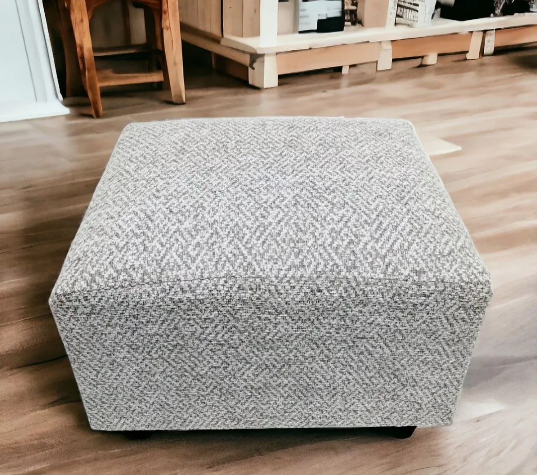 Square Patterned Ottoman (49x45 cm) thumbnail