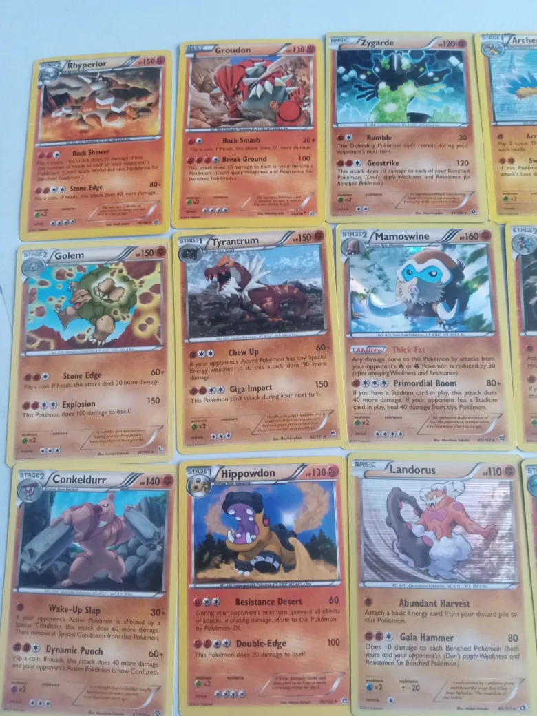 Pokemon Cards different prices or Tin Box image indicator(9)