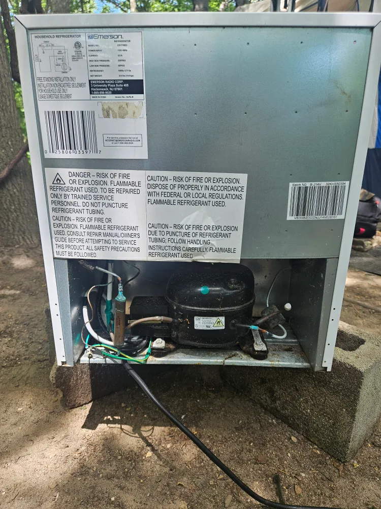 Emerson Mini Fridge image indicator(4)