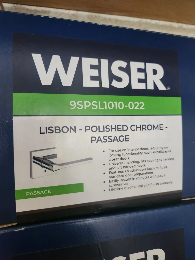 Weiser Lisbon Polished Chrome Passage Door Lever thumbnail