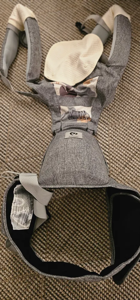 ‼️Moving Sale‼️Bellababy Grey Baby Carrier image indicator(3)