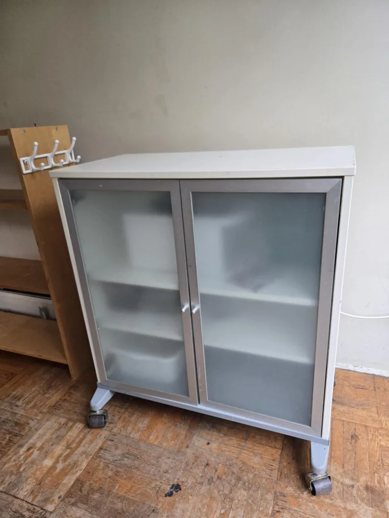 Storage cabinet on wheels thumbnail