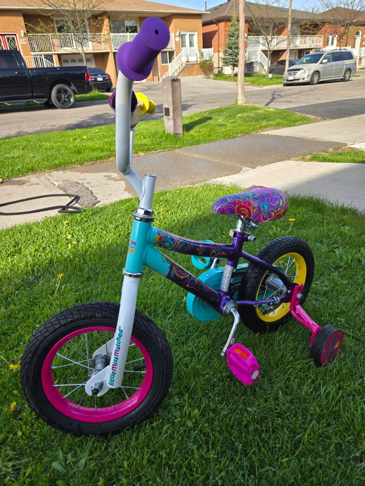 Little Miss Matched Kids' Bike thumbnail