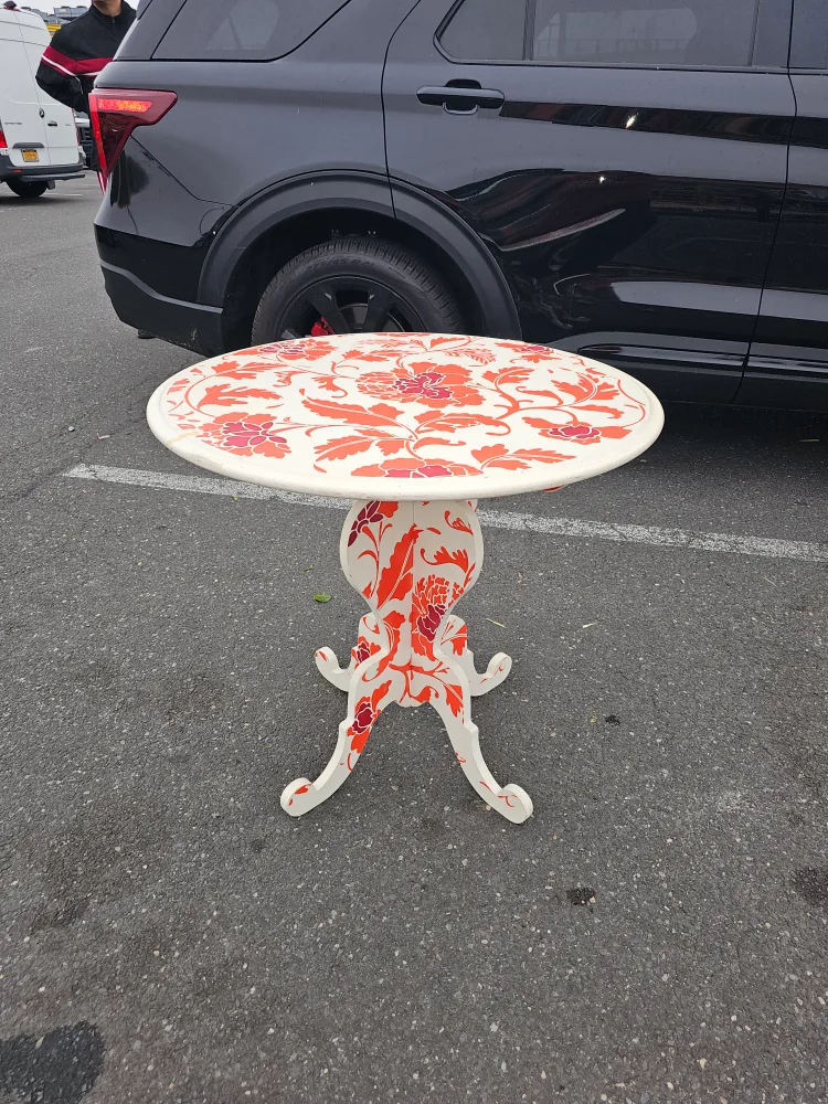 Round Wooden Accent Table - White & Floral image indicator(4)