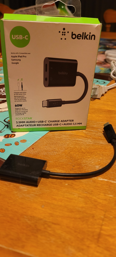Belkin 3.5mm Audio + USB-C Charge Adapter