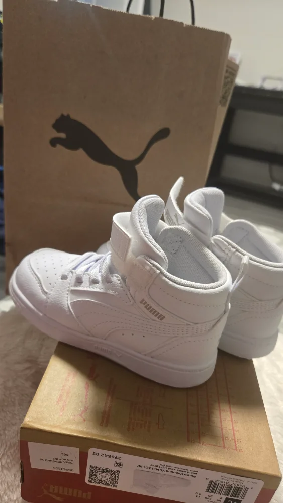 Puma High-Top Sneakers - Size 9c image indicator(2)