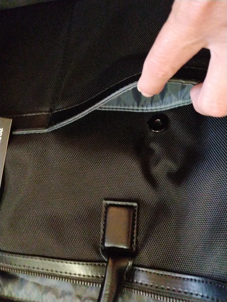 Ashbury Spring & Co. Black Tote Bag image indicator(5)