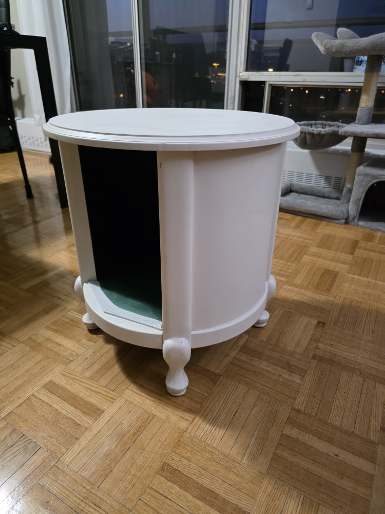 Cat Hideaway Table - photo 2