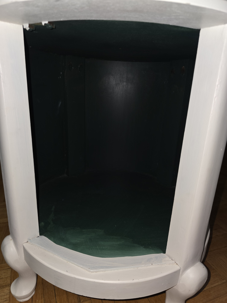 Cat Hideaway Table - photo 4