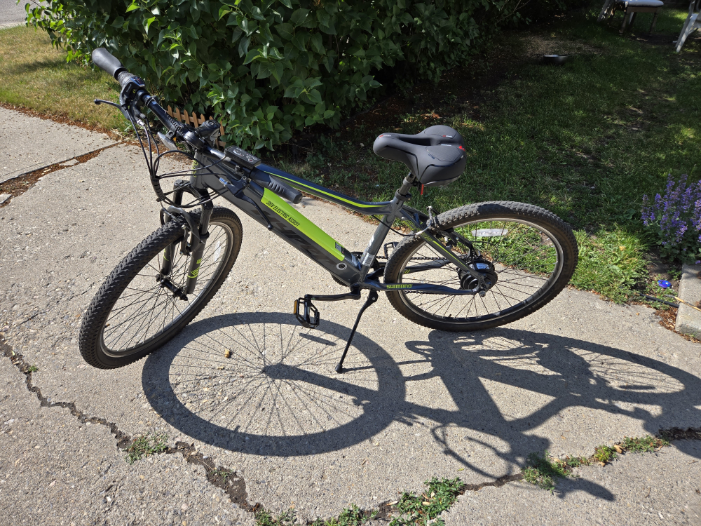 hyper Electric Assist Bike