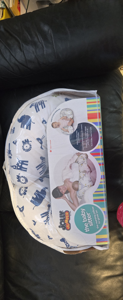 New Jolly Jumper The Baby Sitter Nursing Pillow - photo 2