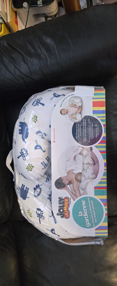 New Jolly Jumper The Baby Sitter Nursing Pillow - photo 3