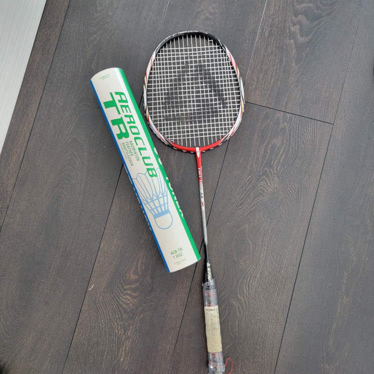 Badminton Racket & Shuttlecocks - photo 3