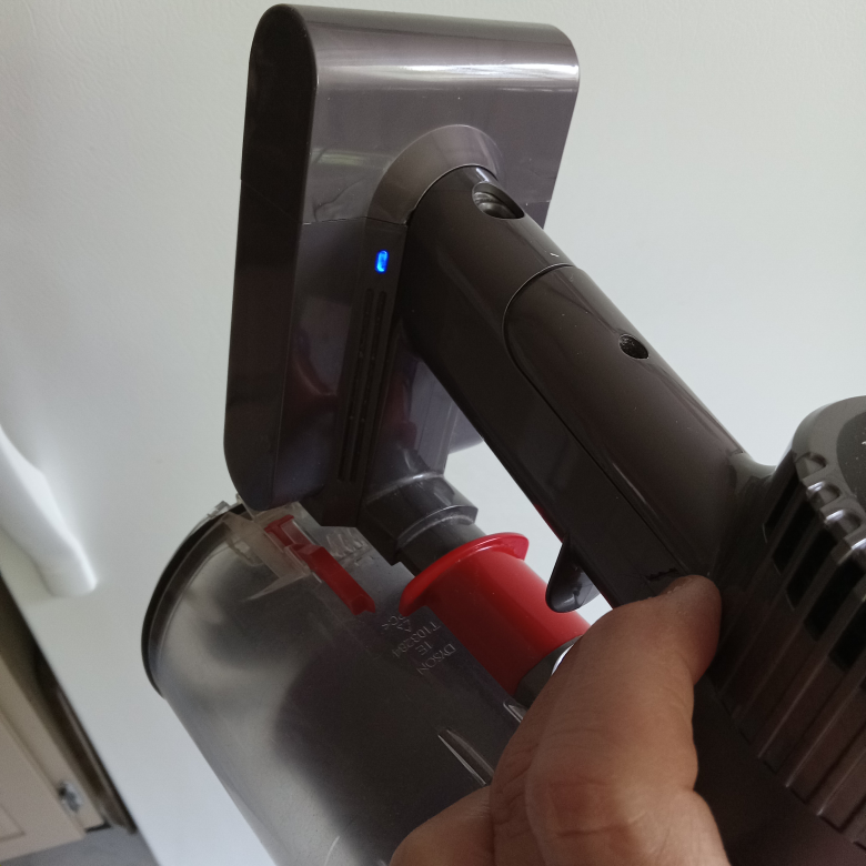 Dyson cordless vacuum cleaner - photo 4