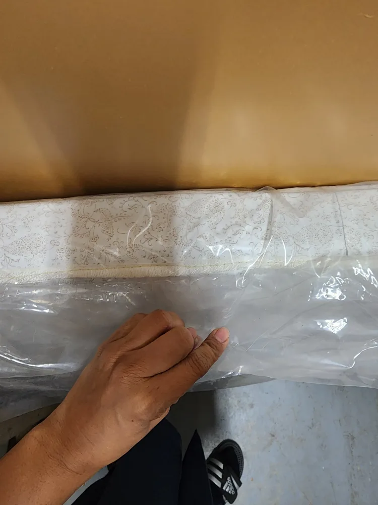 Graco Pack 'n Play with extra mattress image indicator(6)