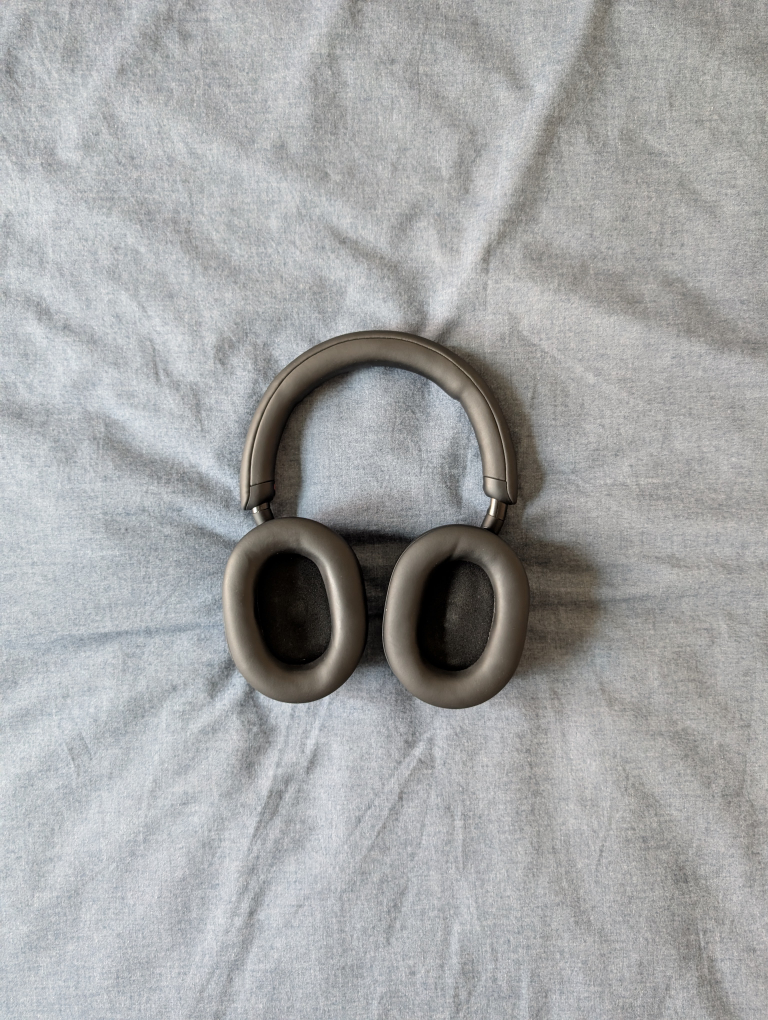 Sony Noise Cancelling Headphones WH1000XM5 - photo 3