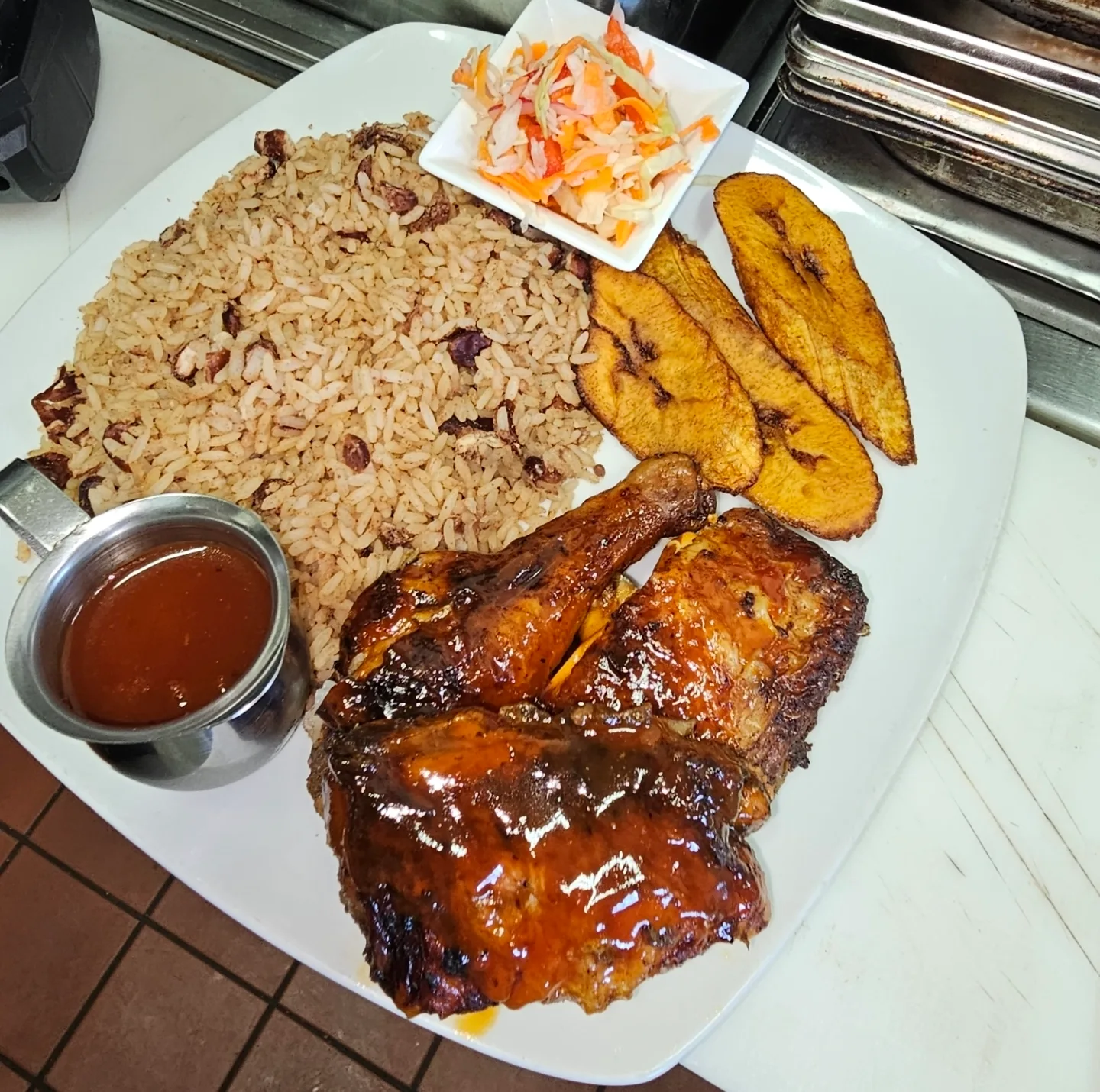 Assorted Plates of Delicious Food image indicator(3)