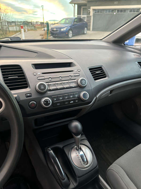 Honda Civic 2010 - photo 2
