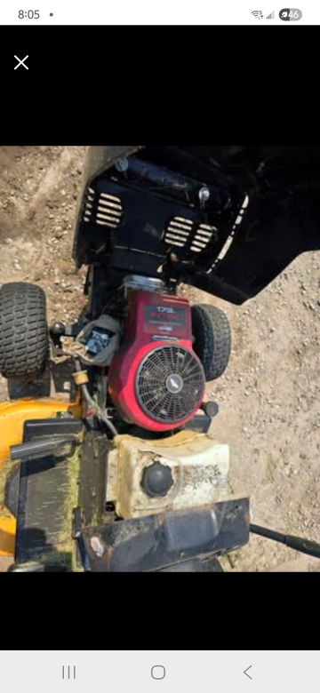 Poulan Pro Riding Lawn Mower - photo 2