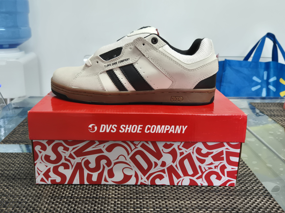 DVS Shoe Company Tactic Skate Shoes US 8 - photo 2