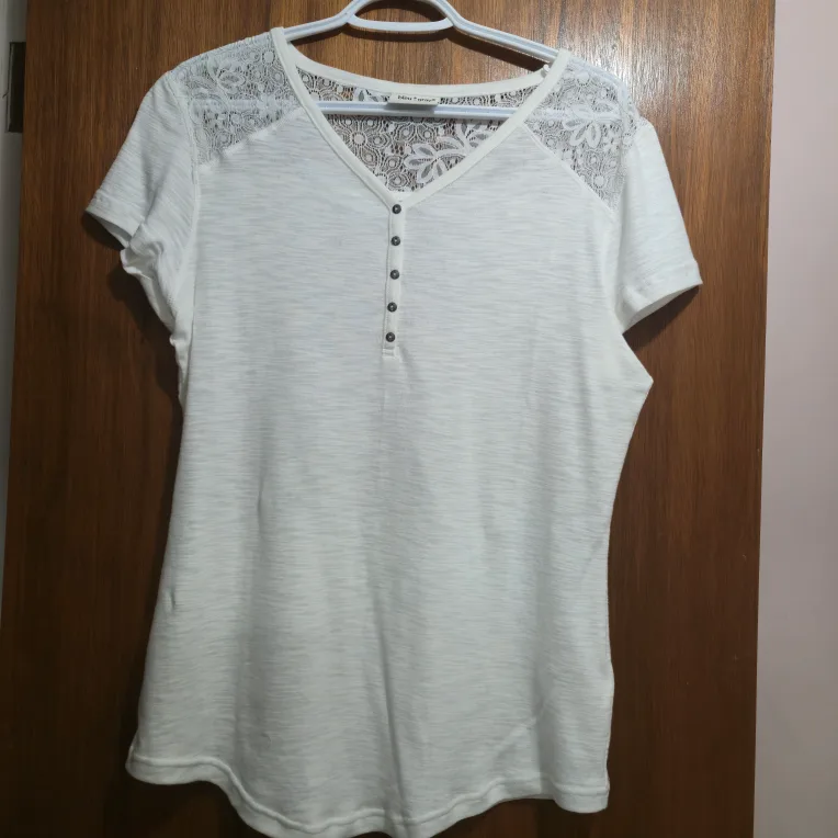 Bleu Gray XL White Lace Top thumbnail