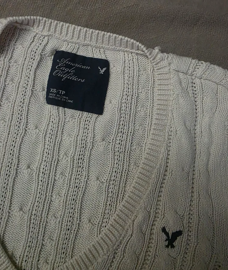 American Eagle Cream Cable Knit Sweater image indicator(2)