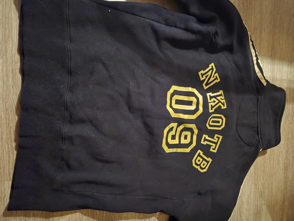 NKOTB sweater thumbnail