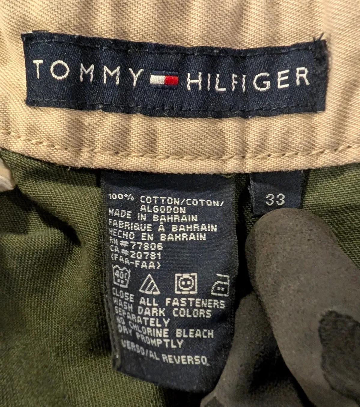 VGUC - Men's Tommy Hilfiger Shorts image indicator(3)