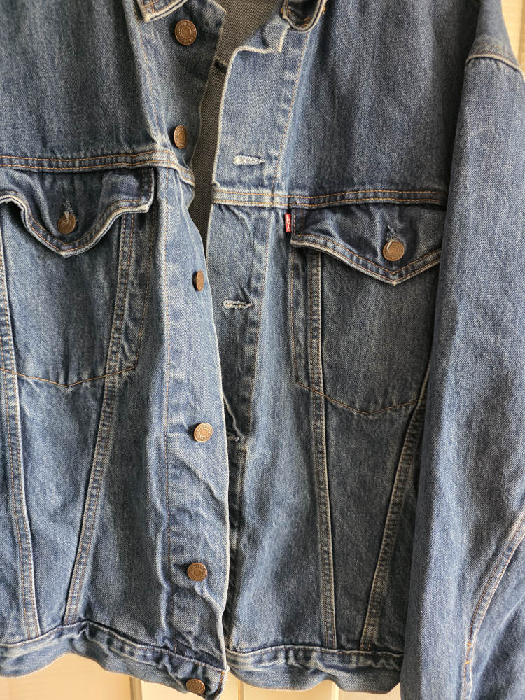 Vintage Levi's Men's oversized Denim Jacket(Size XL) - photo 2