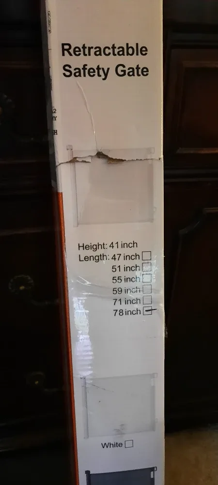 pending NEW Veraste Retractable Baby Gate - Black image indicator(8)