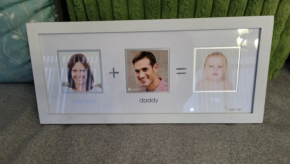 Pearhead Mommy Daddy Me Photo Frame thumbnail