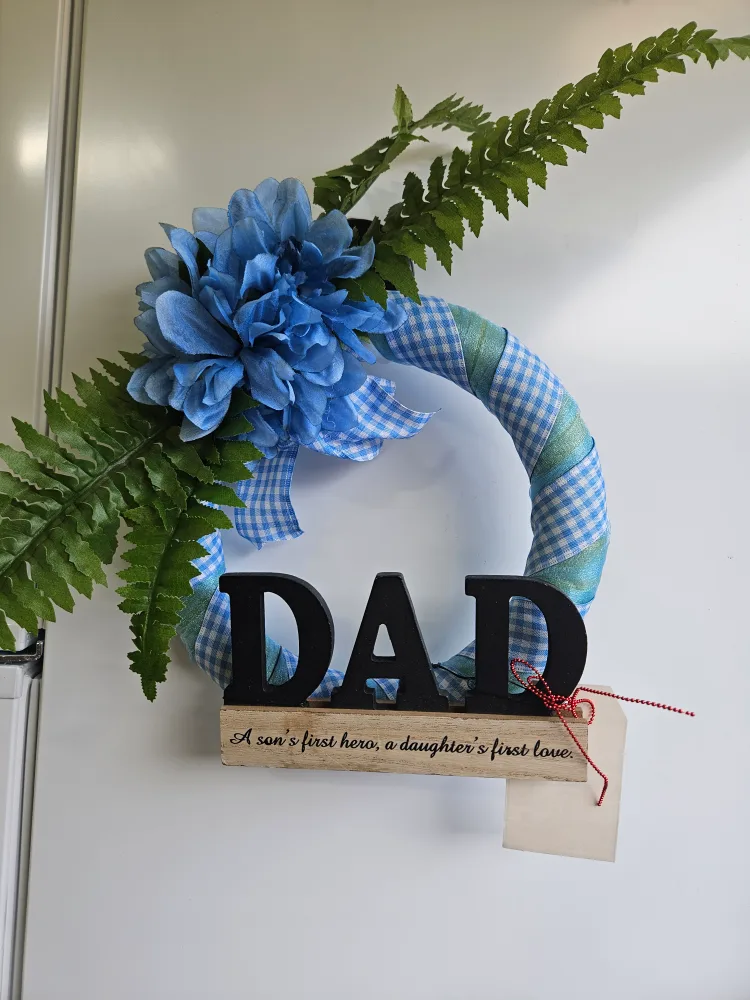Dad Wreath thumbnail