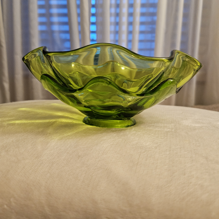 Vintage Green Glass Bowl - photo 3