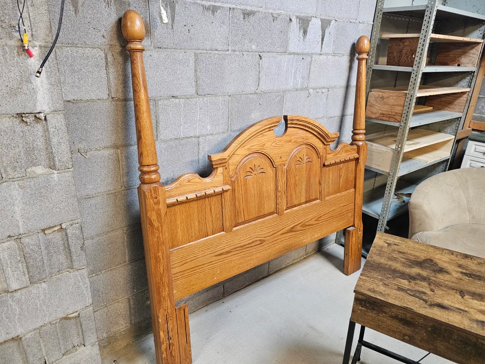 Wood Bedroom Set With Dresser, Queen Bedframe, and Boxspring image indicator(2)