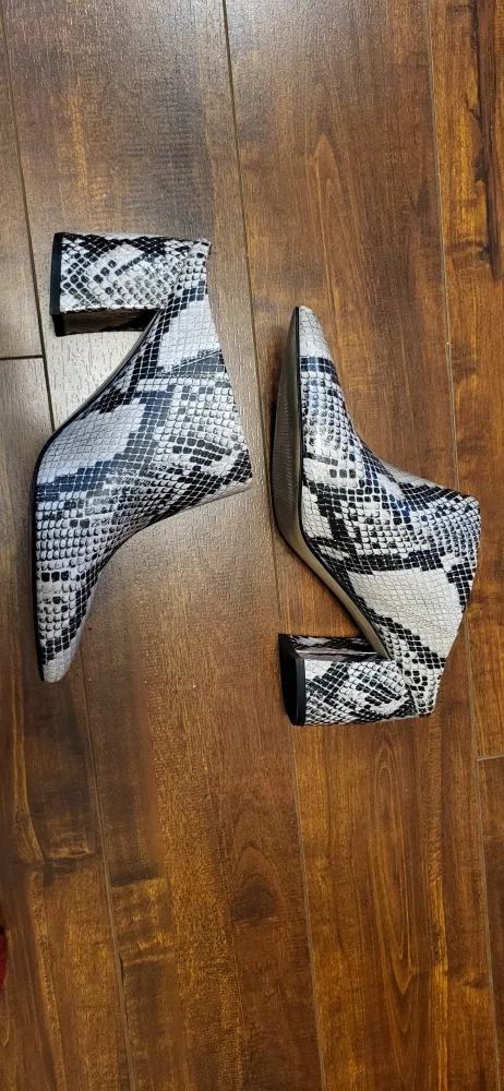 Marc Fisher Women's Heels thumbnail