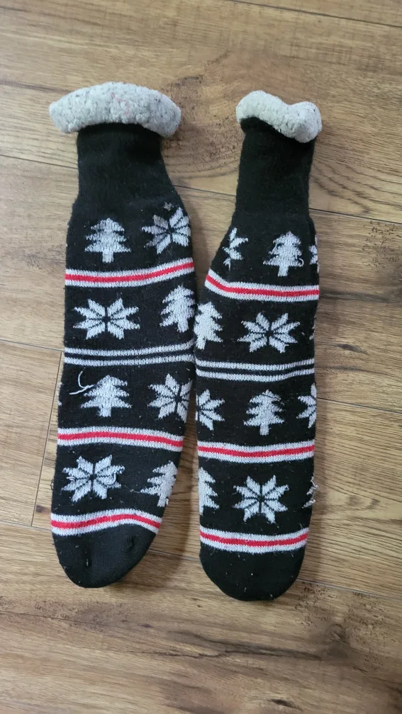 Black Christmas Socks#freecycle thumbnail