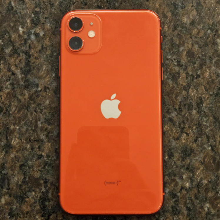 Apple iPhone 11 - 64GB - Red - photo 3