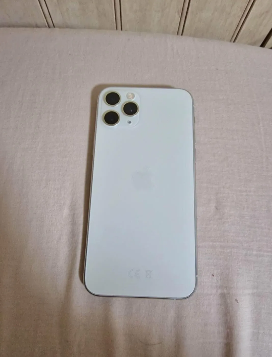 iphone 11 Pro 64gb Siver colour thumbnail