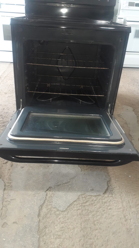 Frigidaire Electric Range - photo 2