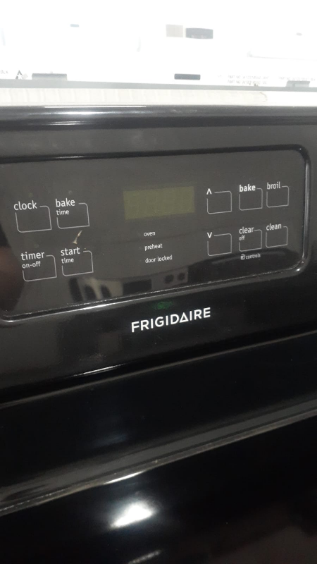 Frigidaire Electric Range - photo 4